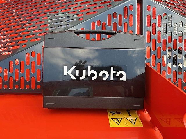 Kubota DSM 1100