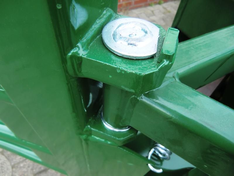 Düvelsdorf Rundballenzange DRB