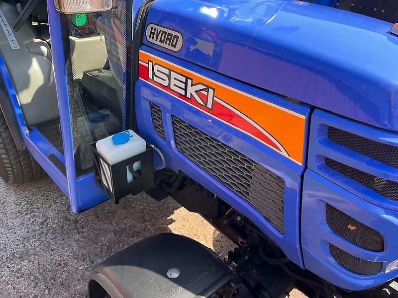 Iseki Iseki TM 3215 AHLK Kommunaltraktor Schlepper Winterdienst Traktor