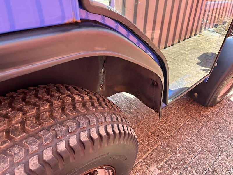 Iseki Iseki TM 3215 AHLK Kommunaltraktor Schlepper Winterdienst Traktor