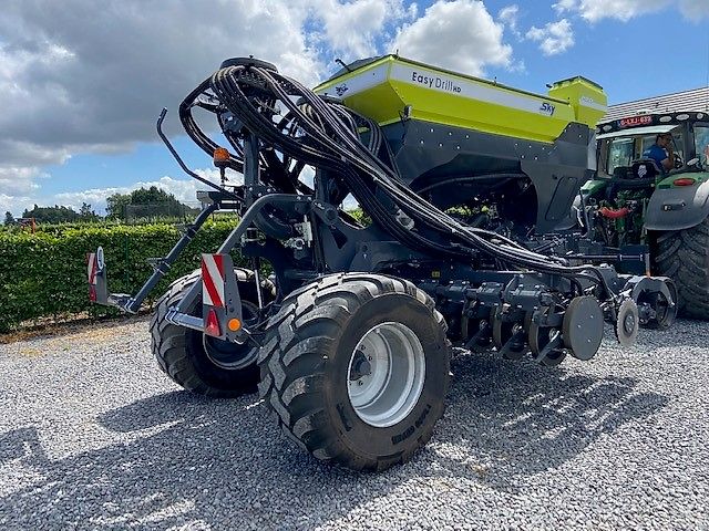 Sky Agriculture DESTOCKAGE : DIRECTZAAIMACHINE EASY DRILL W4020 FERTISEM HD PRO 1 E DRIVE PREMIUM