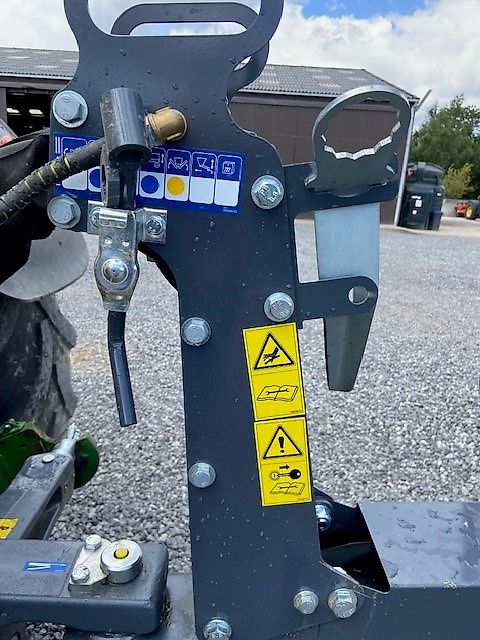 Sky Agriculture DESTOCKAGE : DIRECTZAAIMACHINE EASY DRILL W4020 FERTISEM HD PRO 1 E DRIVE PREMIUM