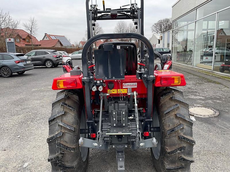 Massey Ferguson 1740 E