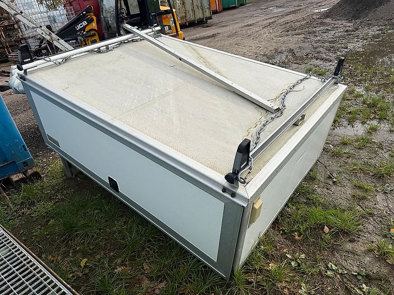 VW Amarok kofferaufbau Thule