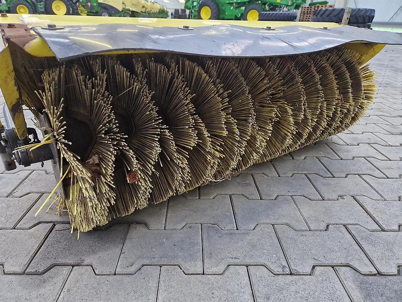 John Deere 52 inch Broom