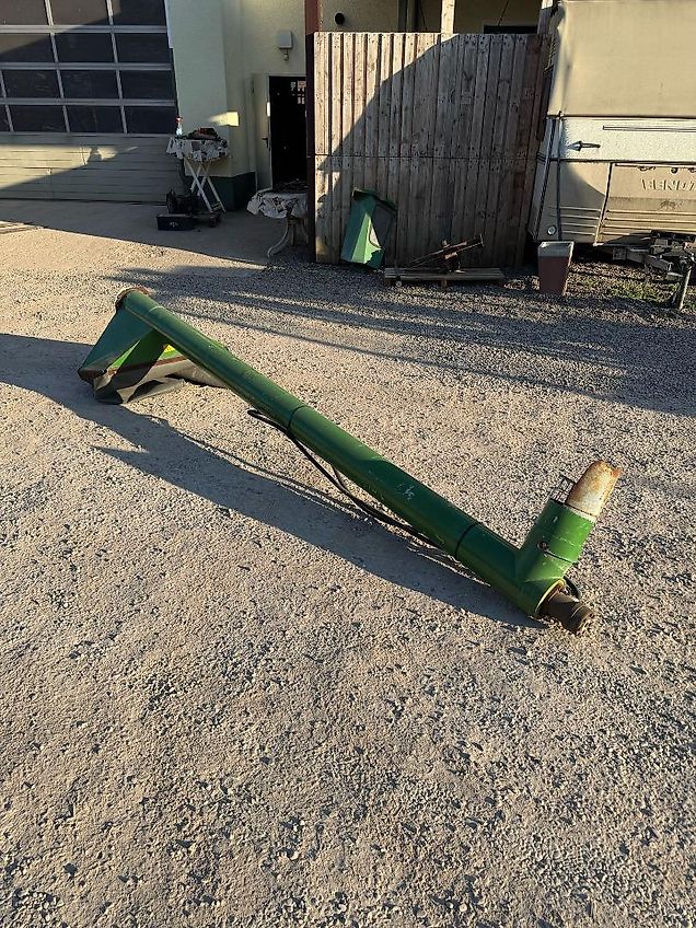 Amazone EDX Düngerbefüllschnecke