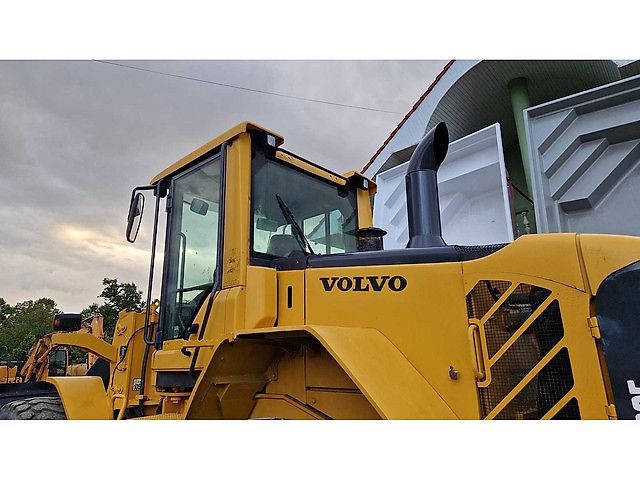 Volvo L90F