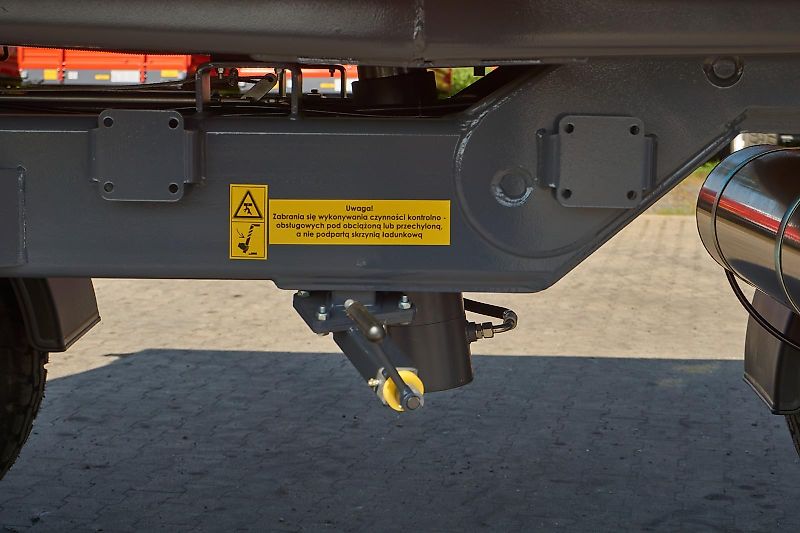 Metal-fach Dreiseitenkipper T711/2 - 10T 2-Achser