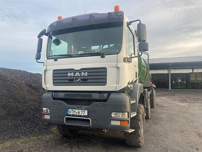 Stapel Agrotruck MAN und Stapel Auflieger