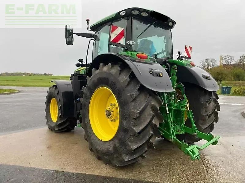 John Deere 6r 215