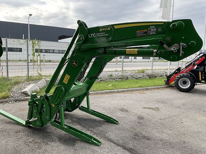 John Deere 643R Frontlader