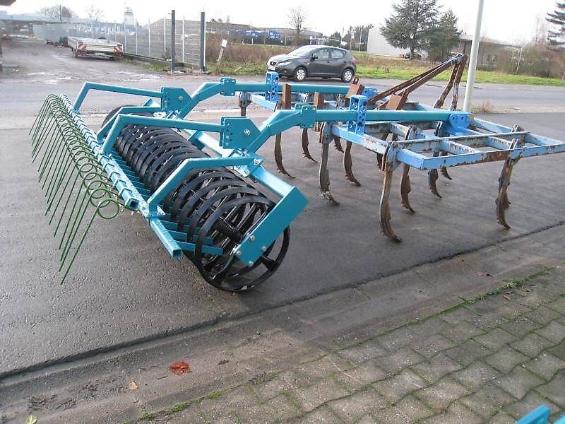 BM Maschinenbau Walze, Zustreicher, Tragarme für Grubber/ Egge FRÜHKAUF