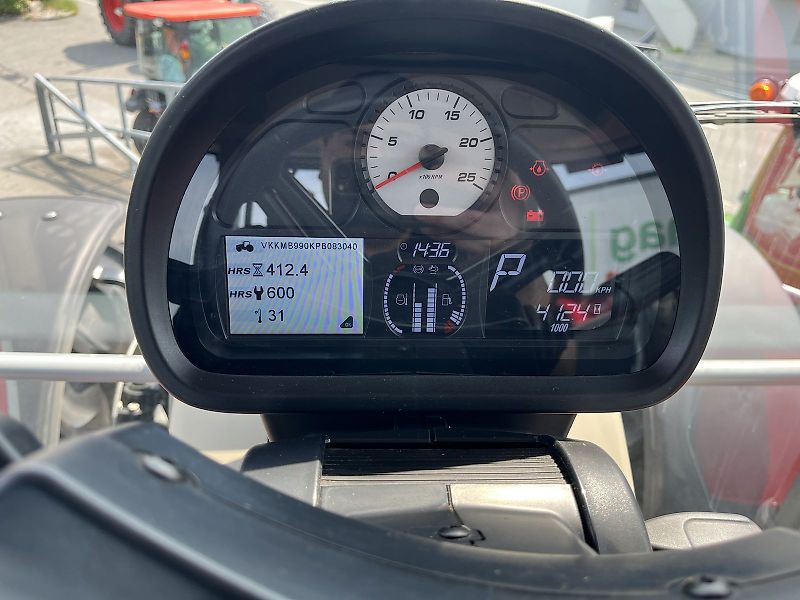 Massey Ferguson 5S.145 Dyna6 Exclusive