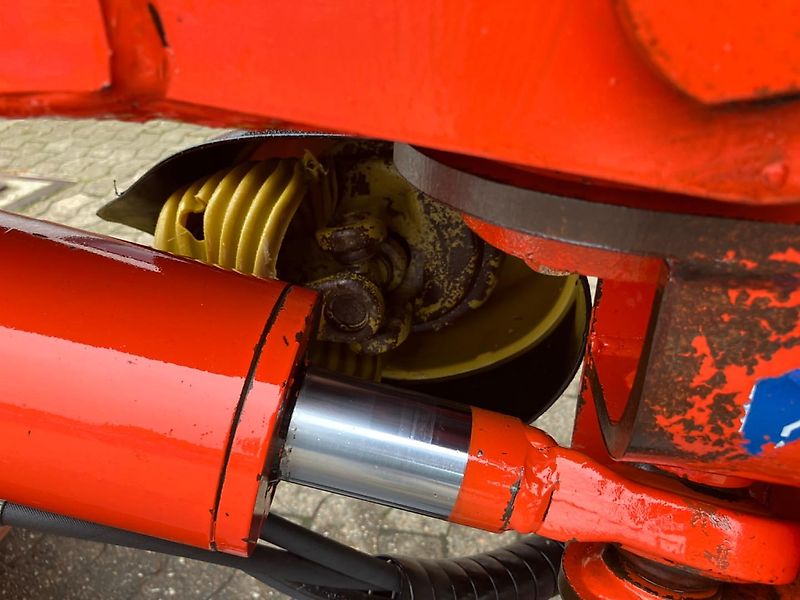 Kuhn GMD 4410 Lift Control