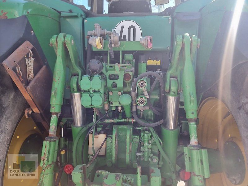 John Deere 6820