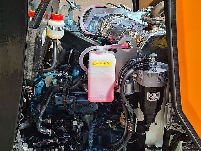 Giant G2700 X-TRA HD+ KNIKLADER STAGE V