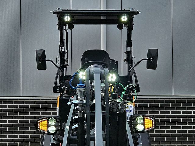 Giant G2700 X-TRA HD+ KNIKLADER STAGE V