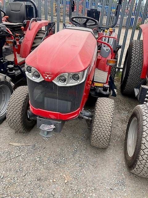 Massey Ferguson 1740M