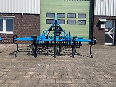 BM Maschinenbau Federzinkenegge 3m 4Balkig Optional mit Walze FRÜHKAUF nach Wunsch oder mit Stützrädern