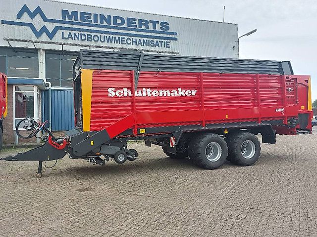 Schuitemaker Rapide 75V Opraapdoseerwagen