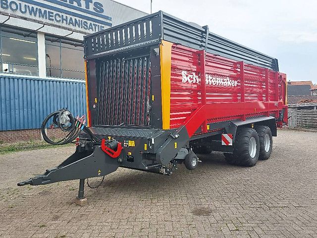 Schuitemaker Rapide 75V Opraapdoseerwagen