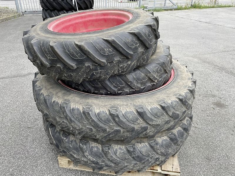 Taurus 270/95 R42 / 11.2R24