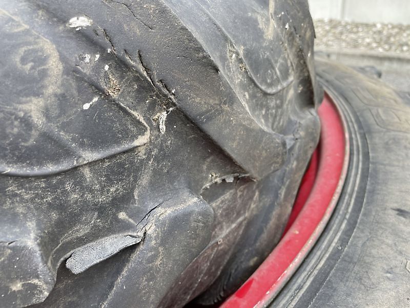 Taurus 270/95 R42 / 11.2R24