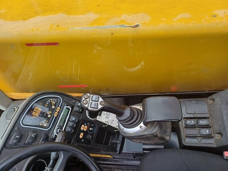 JCB 560-80 AGRI PLUS