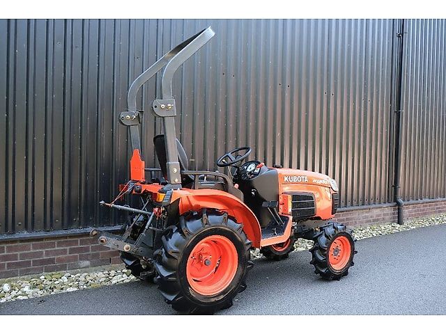 Kubota B1830 4WD minitractor 18pk | kenteken | 871h
