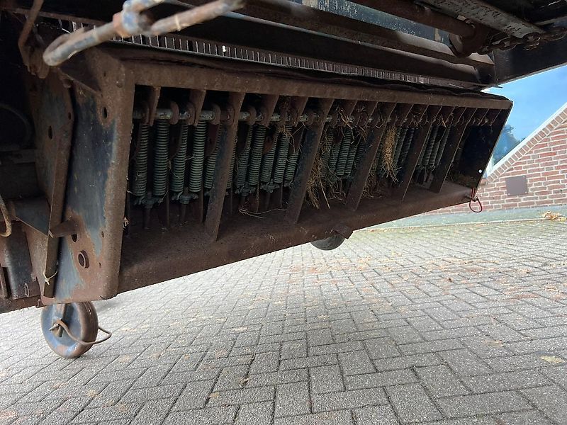 Deutz-Fahr FE 6.37 opraapwagen