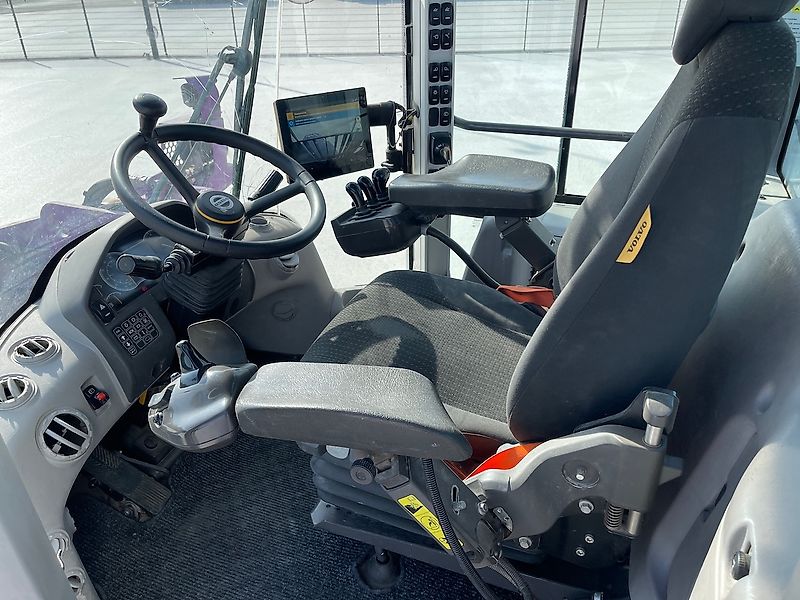 Volvo L120H Co-pilot + CDC + Lock-up