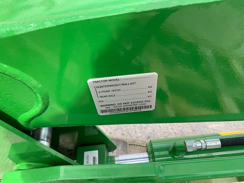 John Deere Unused John Deere 643R Loader Boom