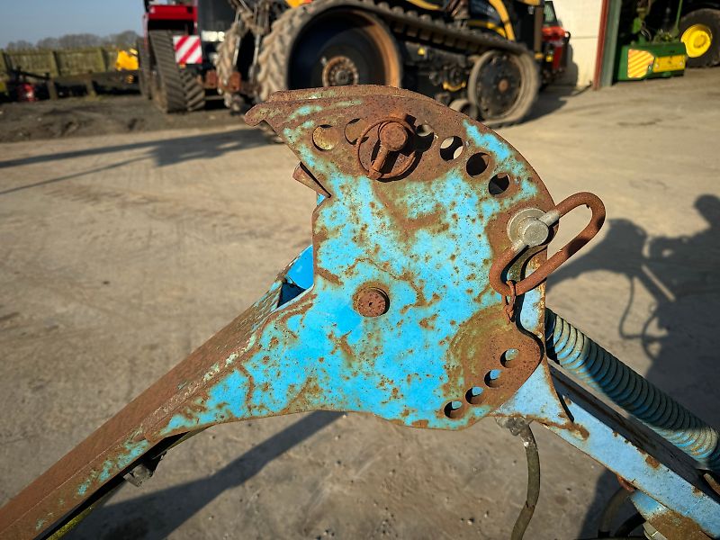 Lemken Press Arm