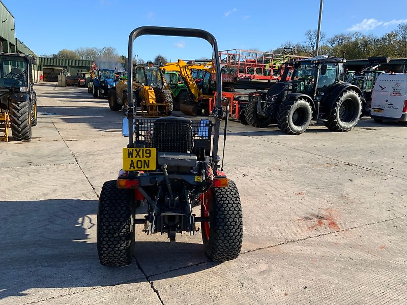 Kubota B2261 Compact Tractor (ST25015)