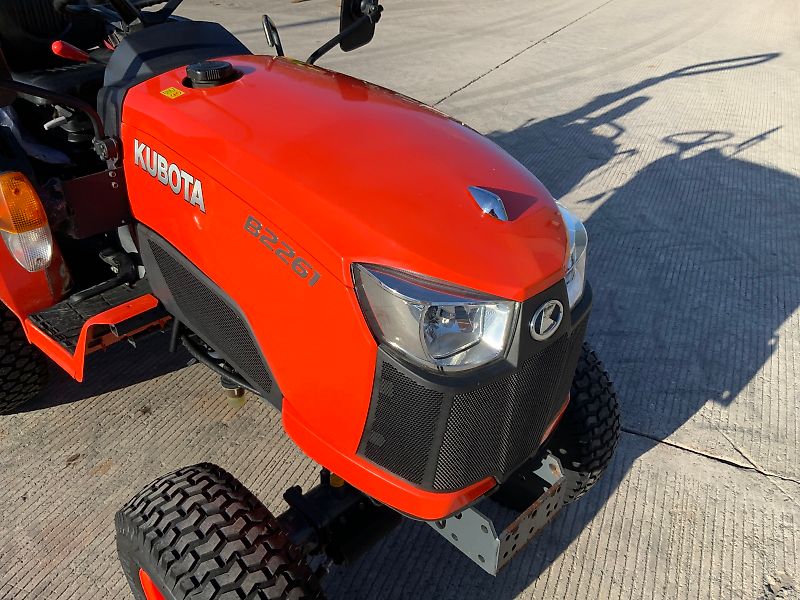 Kubota B2261 Compact Tractor (ST25015)