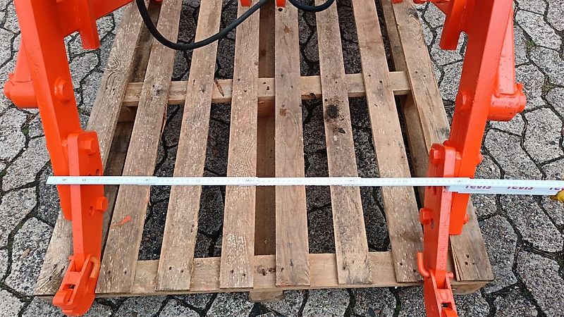 Amazone Howard Hubgerüst mit 2 Hydraulickzylindern Rabe