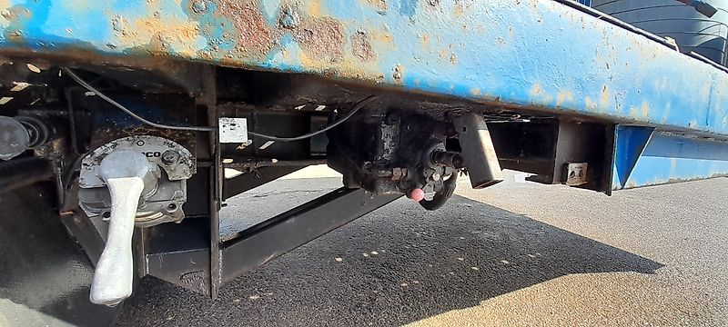 Gebr.Recker Niskopodwoziowa 9m +1m