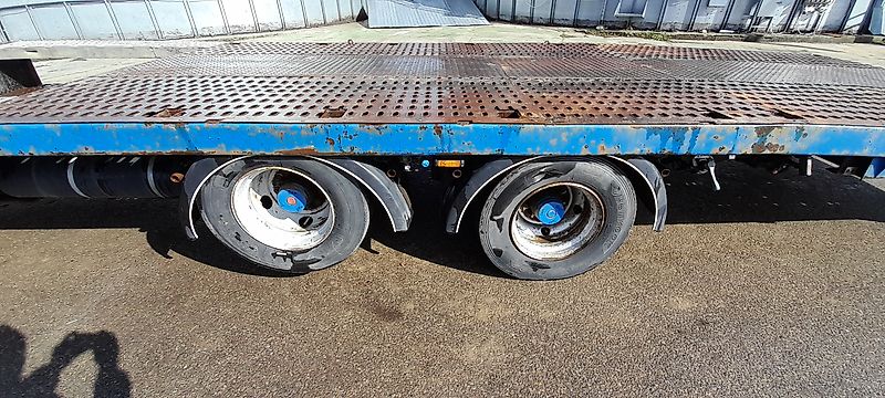 Gebr.Recker Niskopodwoziowa 9m +1m