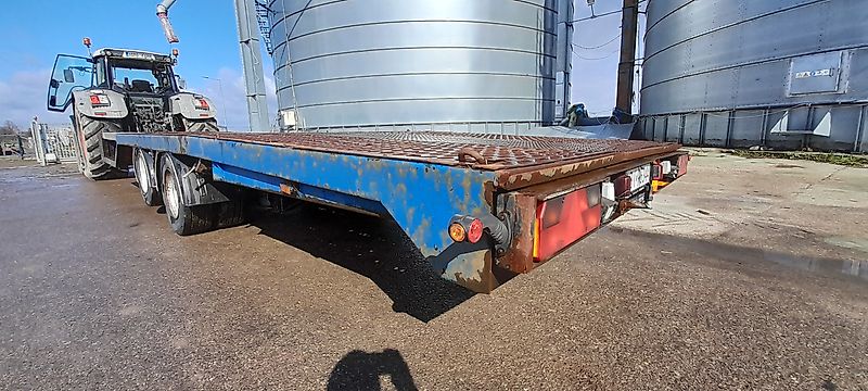 Gebr.Recker Niskopodwoziowa 9m +1m