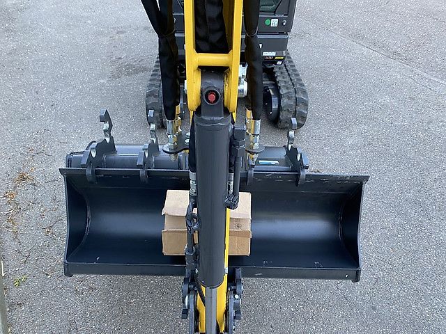 New Holland E22D MINIGRAAFMACHINE STAGE-V