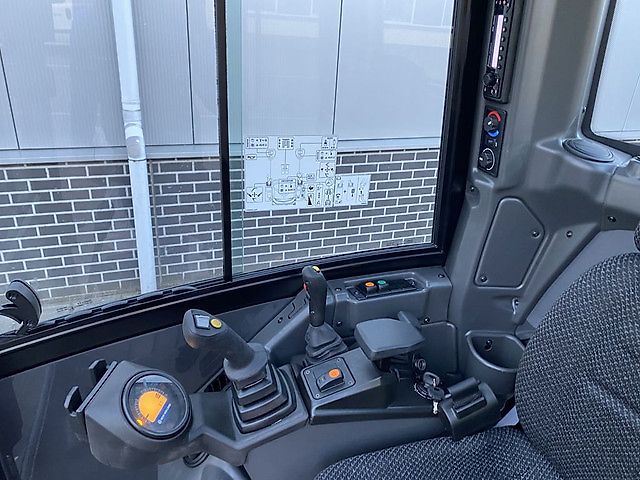 New Holland E22D MINIGRAAFMACHINE STAGE-V