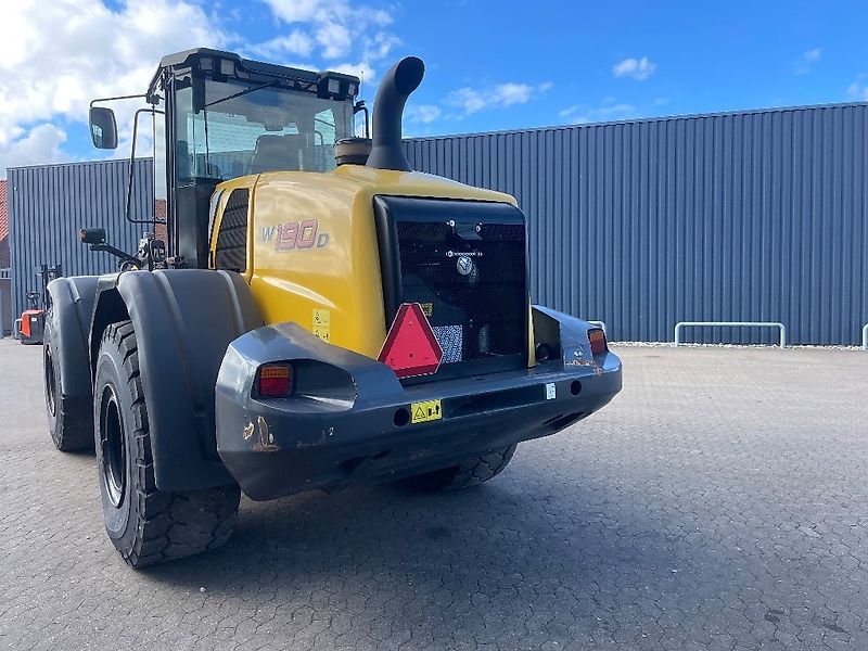 New Holland W 190