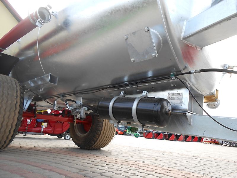 POMOT POMOT Guellefass 5000l/ Single-axial Manure Tank / Beczkowóz wóz asenizacyjny 5000 l / Cisterna, cisterna, 5000 l