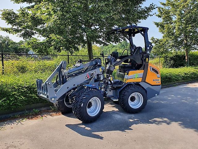 Giant Tobroco Giant G2200E X-TRA Kniklader